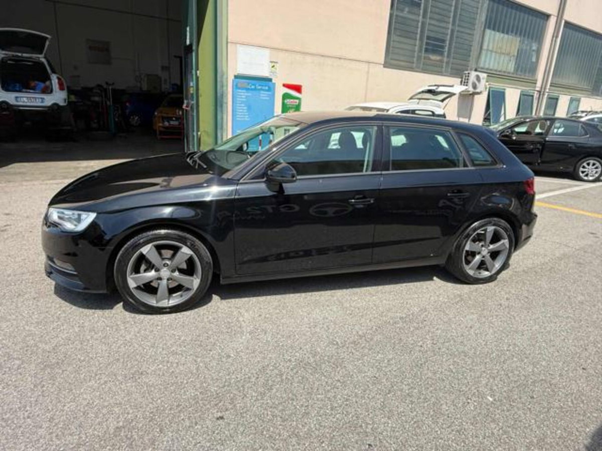 Audi A3 Sportback 1.6 TDI 105 CV CR S tronic Ambiente