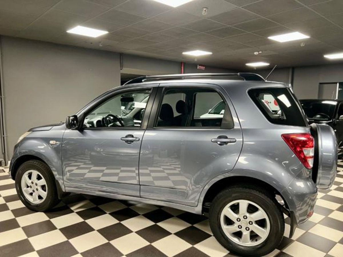 Daihatsu Terios 1.5 4WD SXA Green Powered (2)
