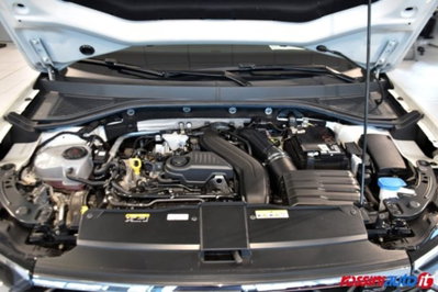 Volkswagen T-Roc 1.5 tsi R-Line dsg (17)