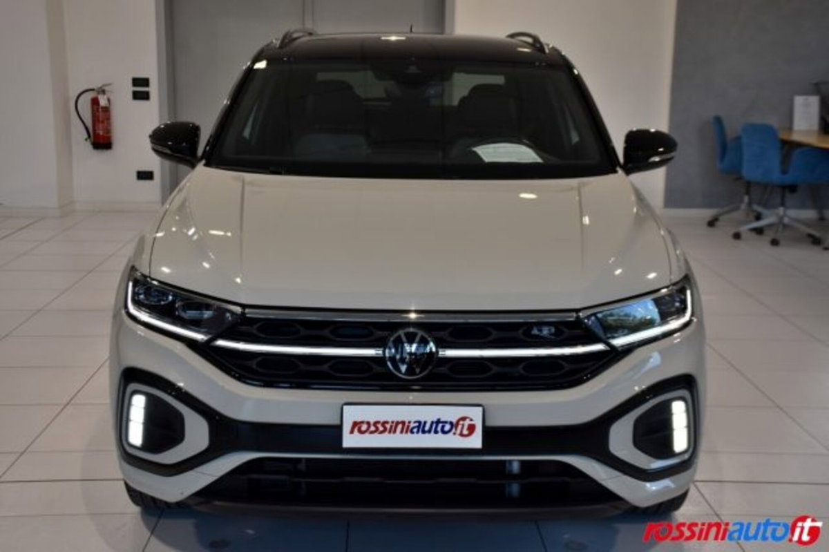 Volkswagen T-Roc 1.5 tsi R-Line dsg (8)