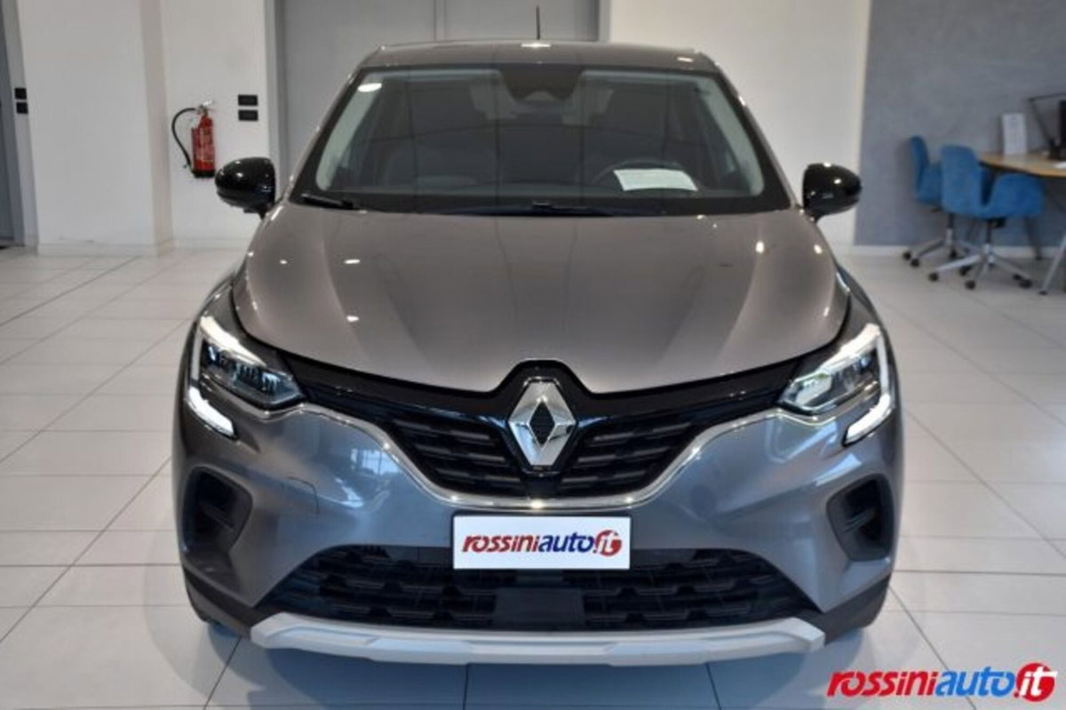 Renault Captur TCe 100 CV GPL FAP Life (8)