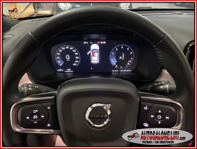 Volvo XC40 T3 Geartronic Momentum Pro (17)
