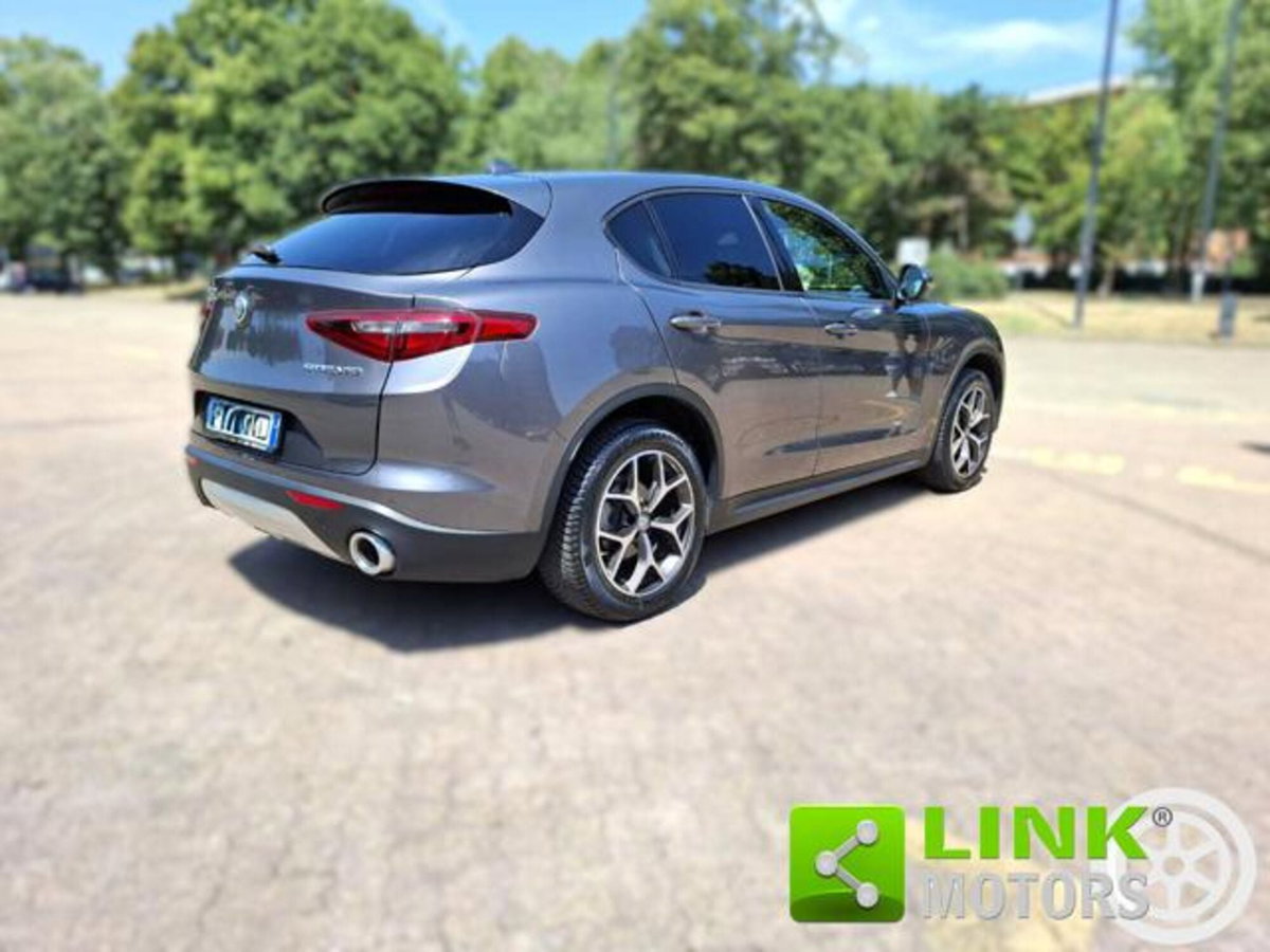 Alfa Romeo Stelvio Stelvio 2.2 Turbodiesel 190 CV AT8 Q4 Executive (8)