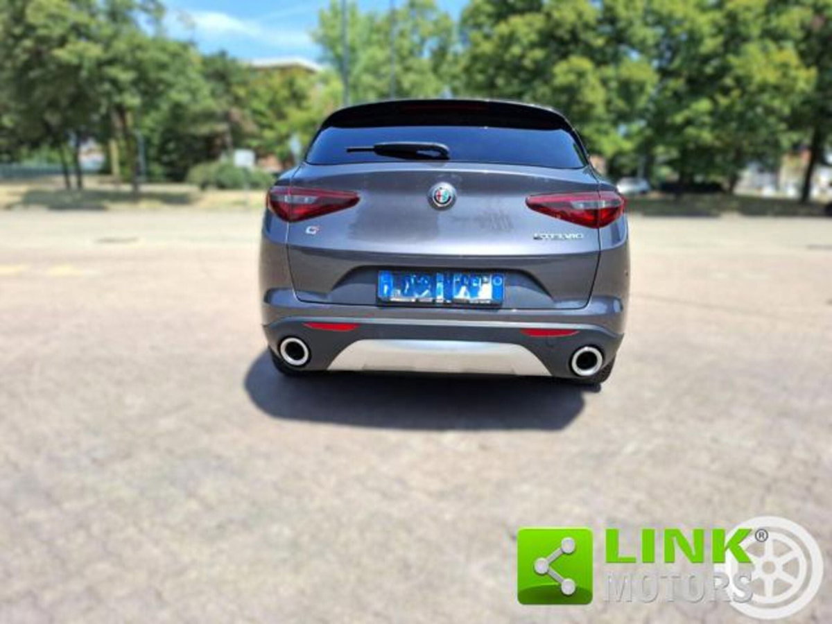 Alfa Romeo Stelvio Stelvio 2.2 Turbodiesel 190 CV AT8 Q4 Executive (9)