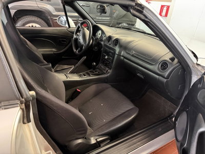 Mazda MX-5 1.6i 16V cat Naked (5)