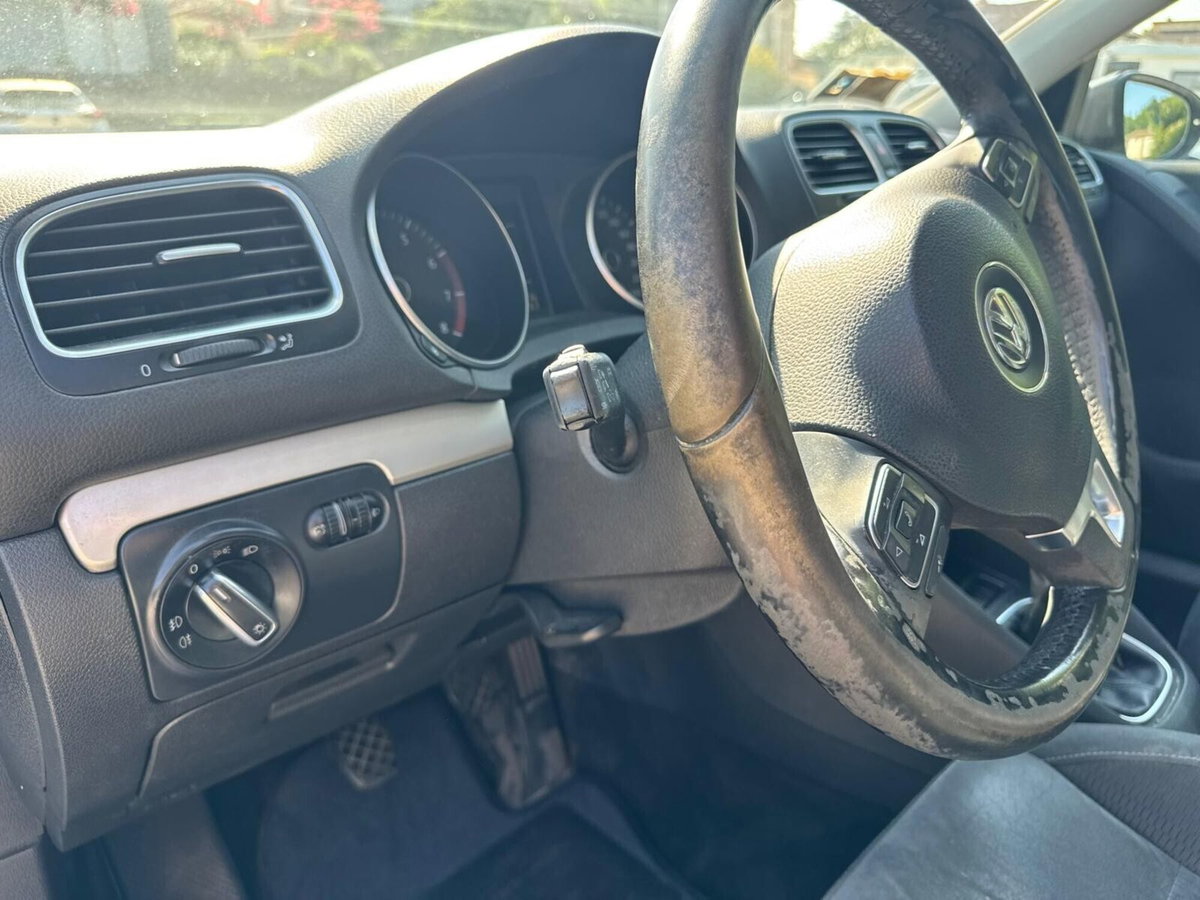 Volkswagen Golf 1.4 TSI 122CV DSG 5p. Highline (14)