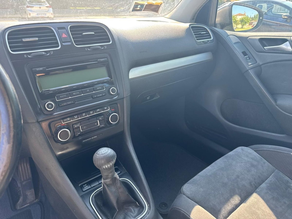 Volkswagen Golf 1.4 TSI 122CV DSG 5p. Highline (16)