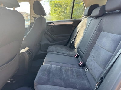 Volkswagen Golf 1.4 TSI 122CV DSG 5p. Highline (20)