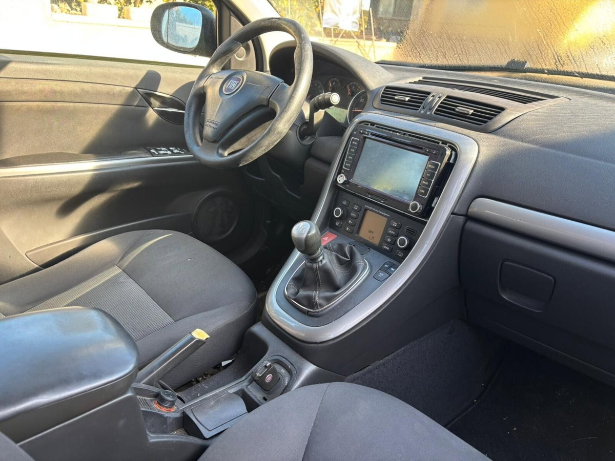 Fiat Croma 1.9 Multijet Active (10)