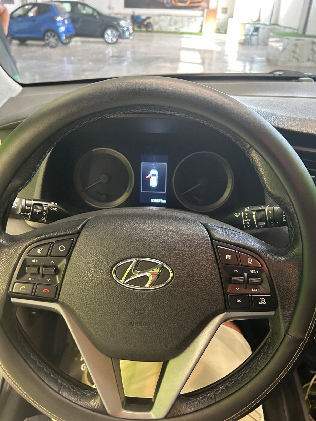 Hyundai Tucson 1.7 CRDi XPossible (7)