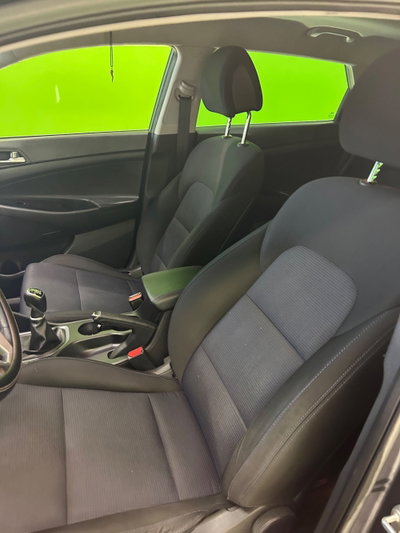 Hyundai Tucson 1.7 CRDi XPossible (9)