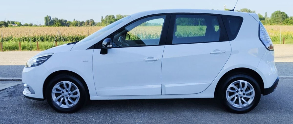 Renault Scenic E-Tech Electric XMod dCi 110 CV EDC Bose (11)