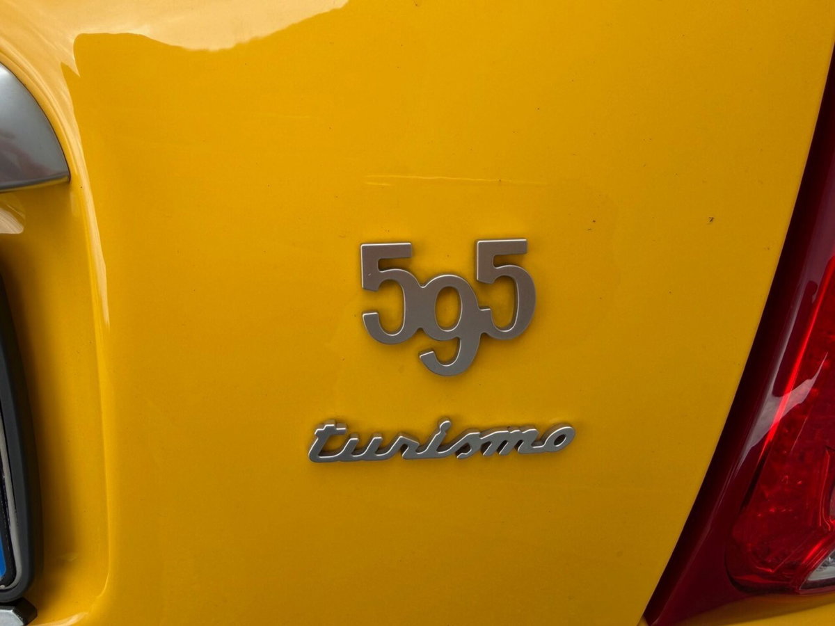 Abarth 595 595 1.4 Turbo T-Jet 165 CV Turismo (11)