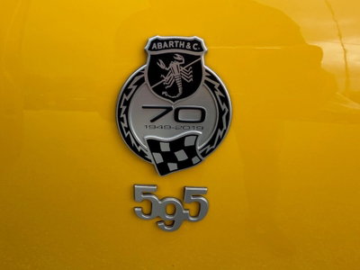 Abarth 595 595 1.4 Turbo T-Jet 165 CV Turismo (12)