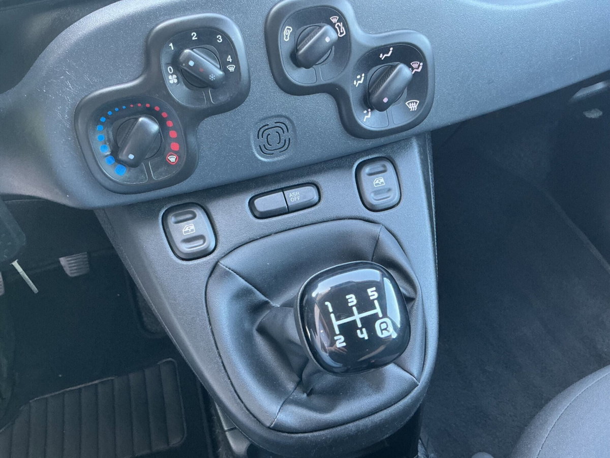 Fiat Panda 1.3 MJT 95 CV S&S Lounge (10)