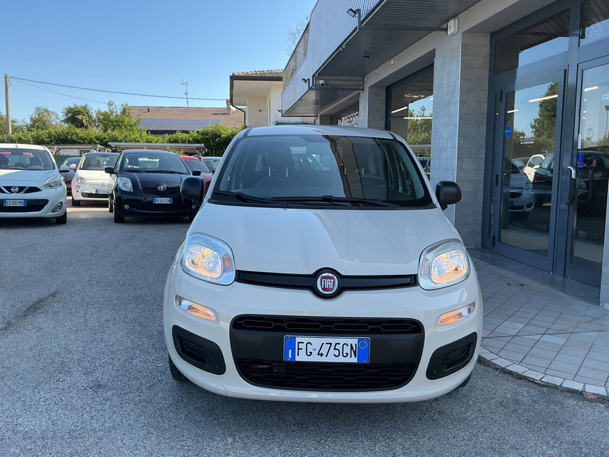 Fiat Panda 1.3 MJT 95 CV S&S Lounge (2)