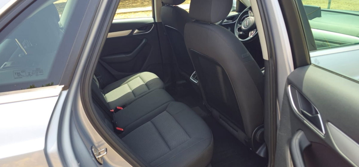 Audi Q3 2.0 TDI 150 CV quattro S tronic Business (10)