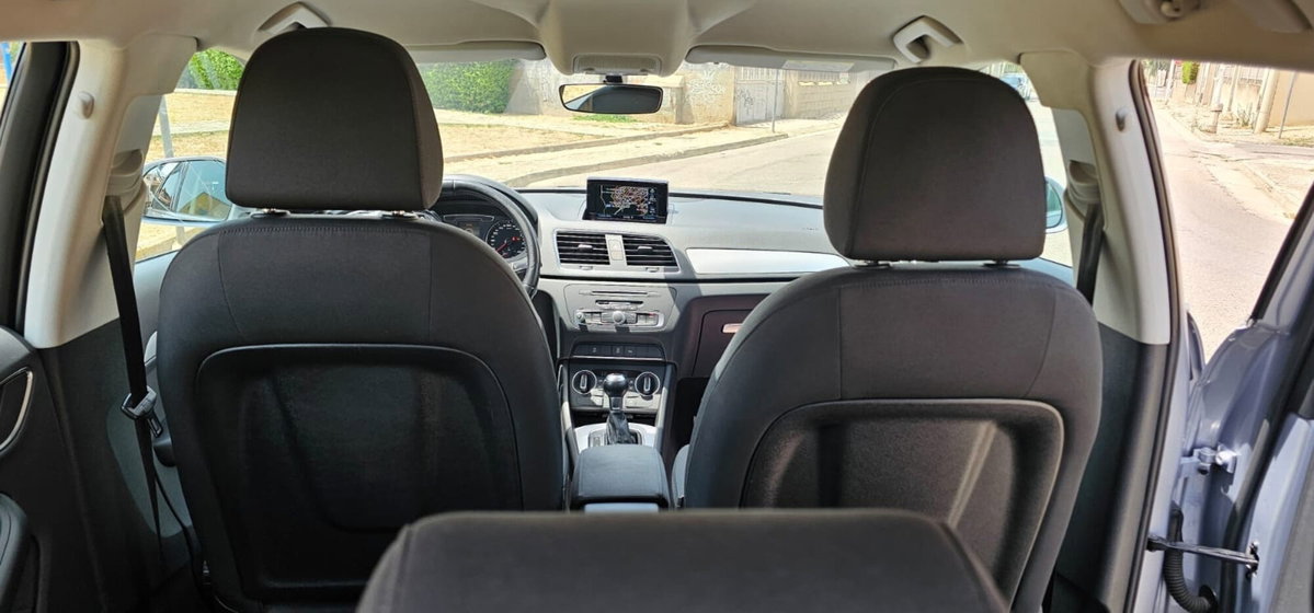 Audi Q3 2.0 TDI 150 CV quattro S tronic Business (16)