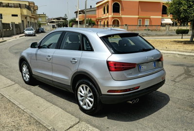 Audi Q3 2.0 TDI 150 CV quattro S tronic Business (9)