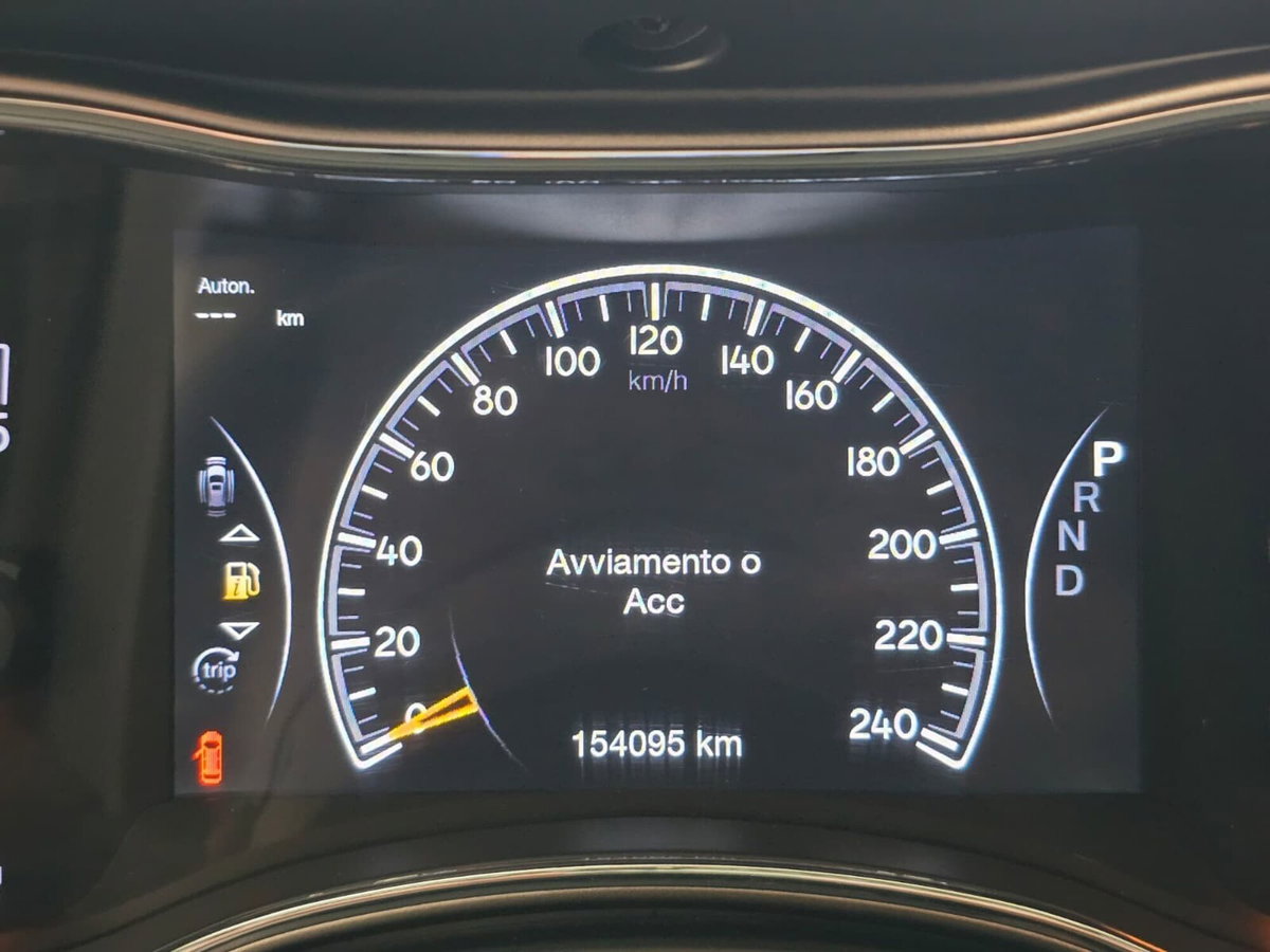 Jeep Grand Cherokee 3.0 V6 CRD 250 CV Multijet II Overland (13)