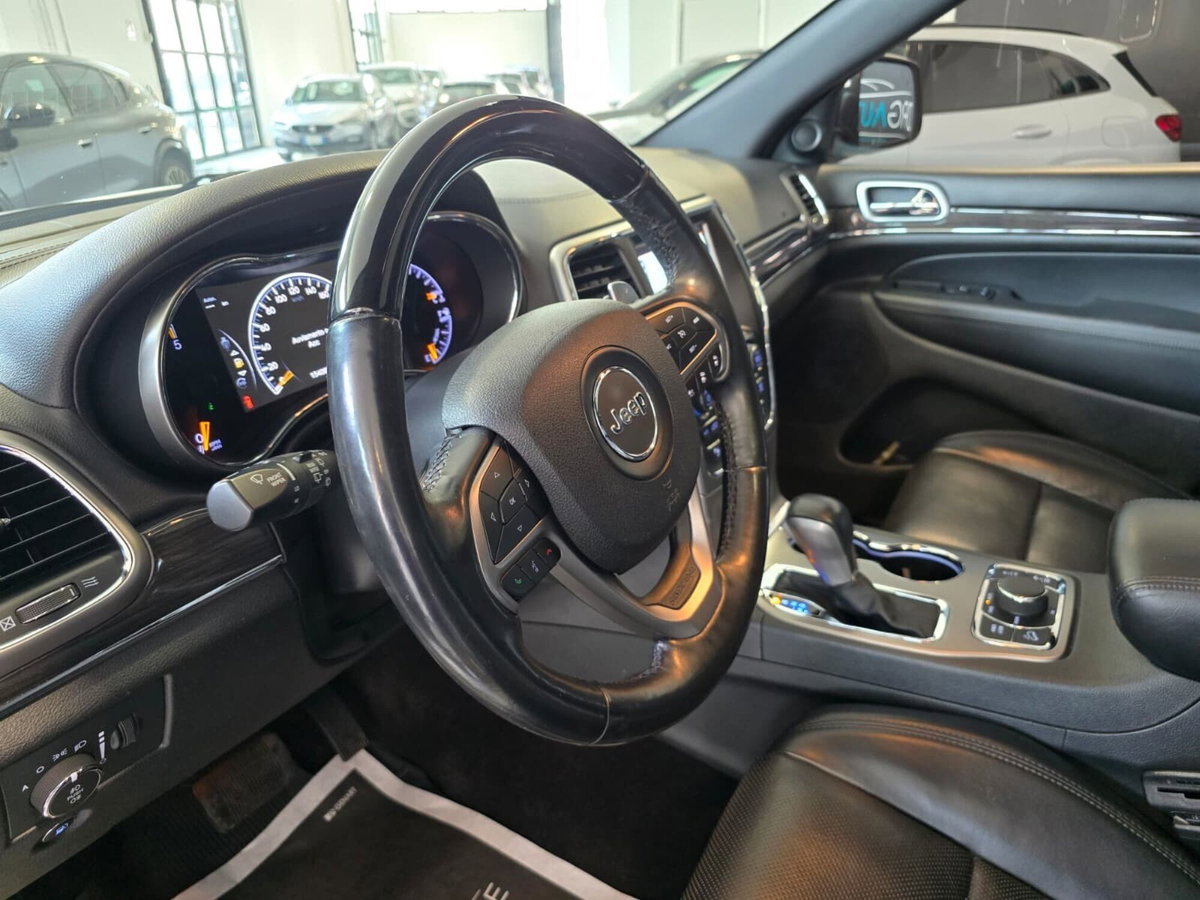 Jeep Grand Cherokee 3.0 V6 CRD 250 CV Multijet II Overland (19)