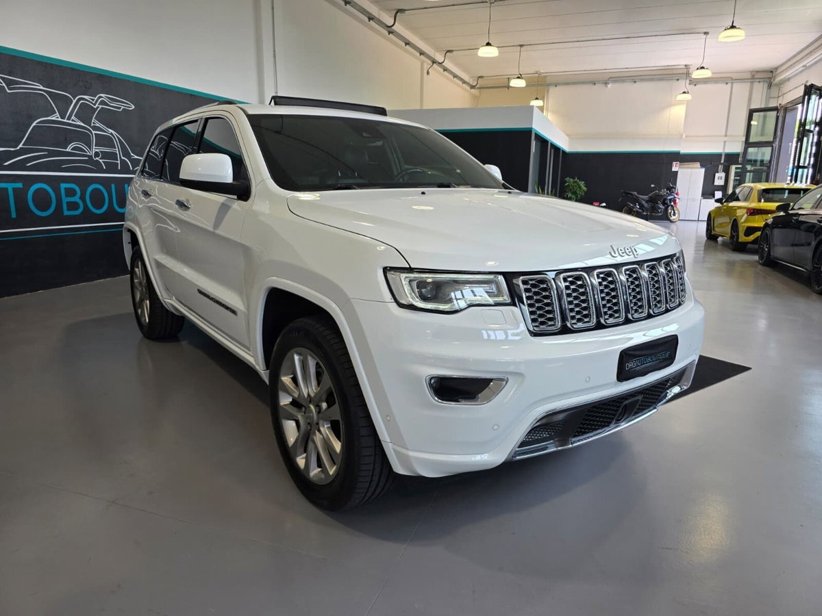 Jeep Grand Cherokee 3.0 V6 CRD 250 CV Multijet II Overland (4)