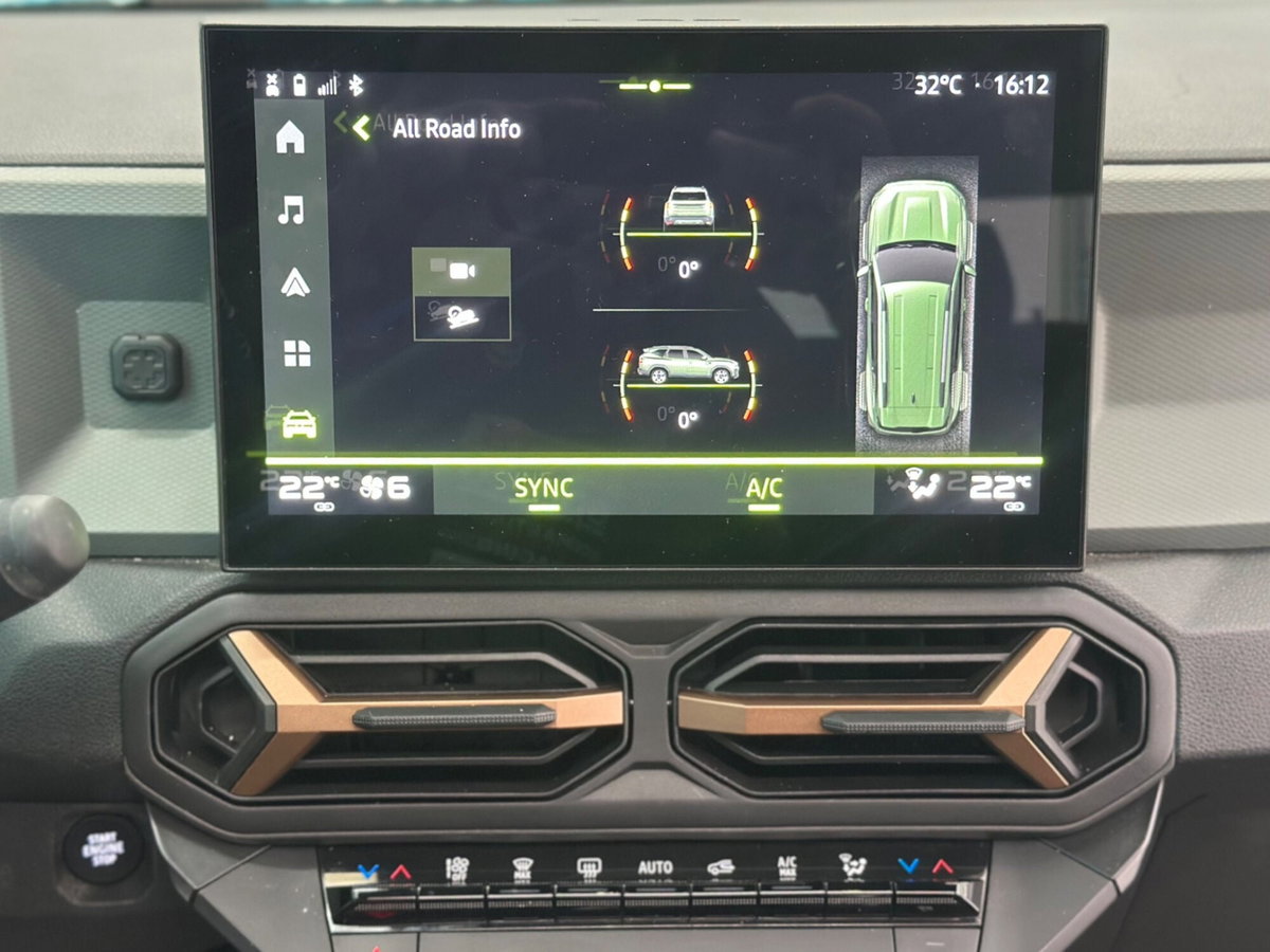 Dacia Bigster 1.2 mild hybrid Journey 140cv (17)