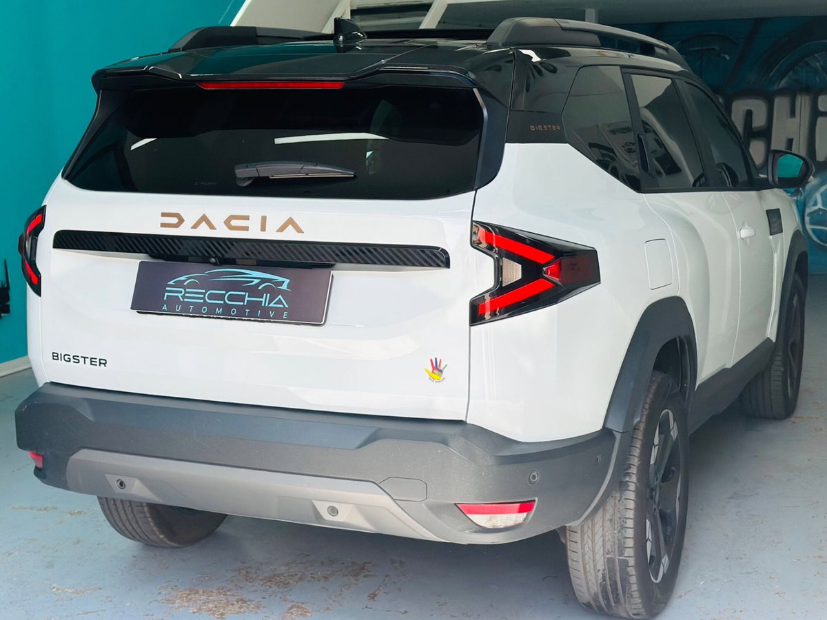 Dacia Bigster 1.2 mild hybrid Journey 140cv (3)