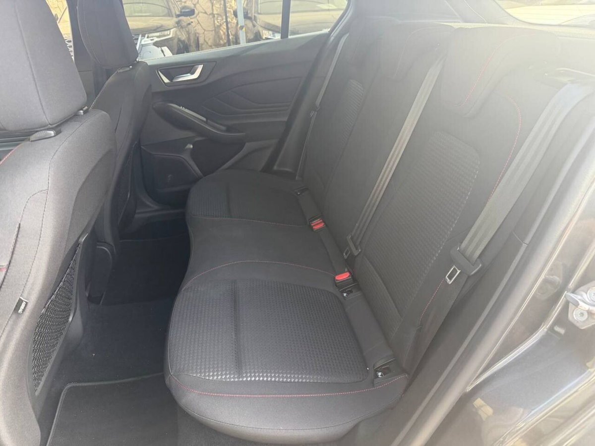 Ford Focus 1.5 EcoBlue 120 CV 5p. ST-Line (12)