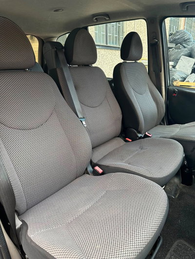 Fiat Multipla 1.6 16V Natural Power Active (13)