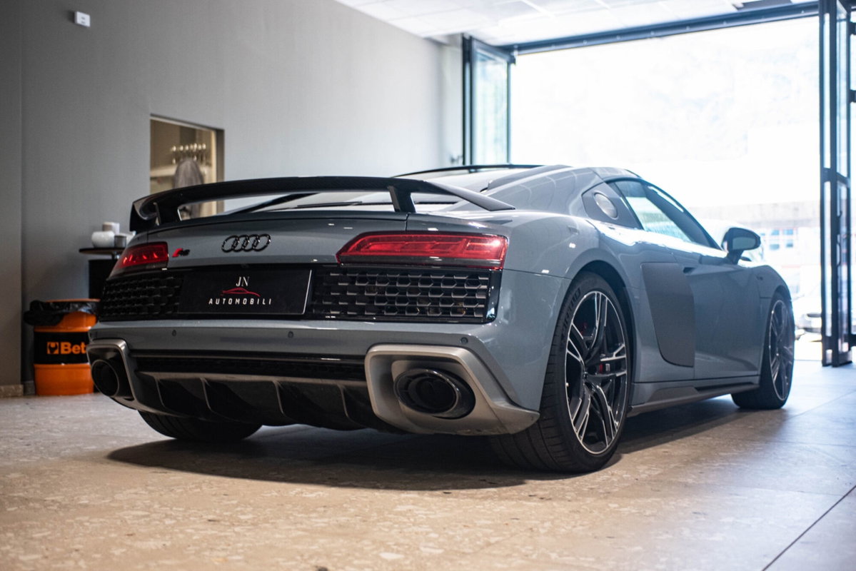Audi R8 Coupé Coupe 5.2 V10 Performance quattro 620cv s tronic (2)