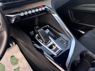 Peugeot 3008 BlueHDi 130 S&S EAT8 GT Pack (11)