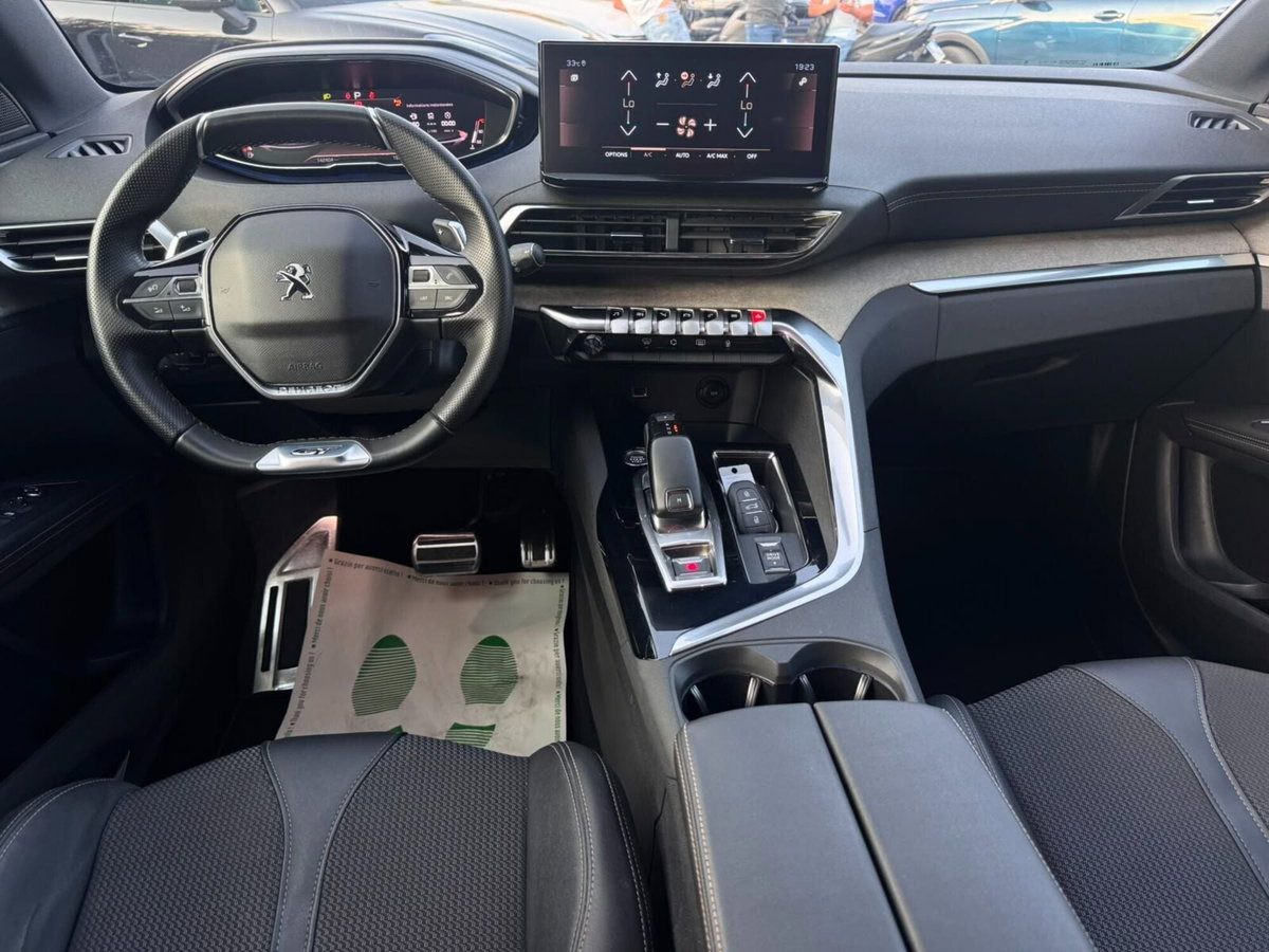 Peugeot 3008 BlueHDi 130 S&S EAT8 GT Pack (8)