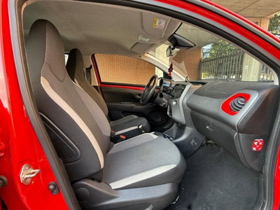 Toyota Aygo Connect 1.0 VVT-i 72 CV 5 porte x-cool MMT (19)
