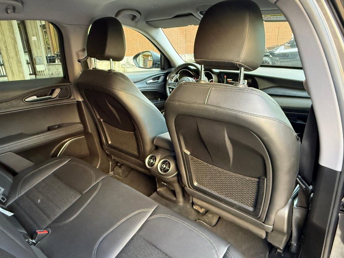 Alfa Romeo Stelvio Stelvio 2.2 Turbodiesel 190 CV AT8 Q4 Executive (20)