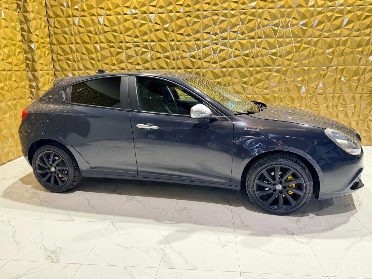 Alfa Romeo Giulietta 1.6 JTDm Business 120cv (3)