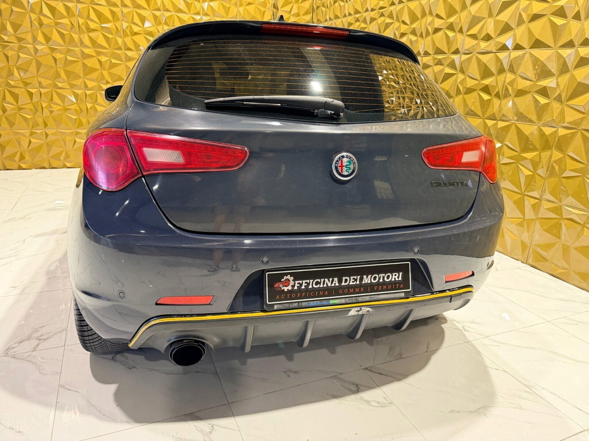 Alfa Romeo Giulietta 1.6 JTDm Business 120cv (4)