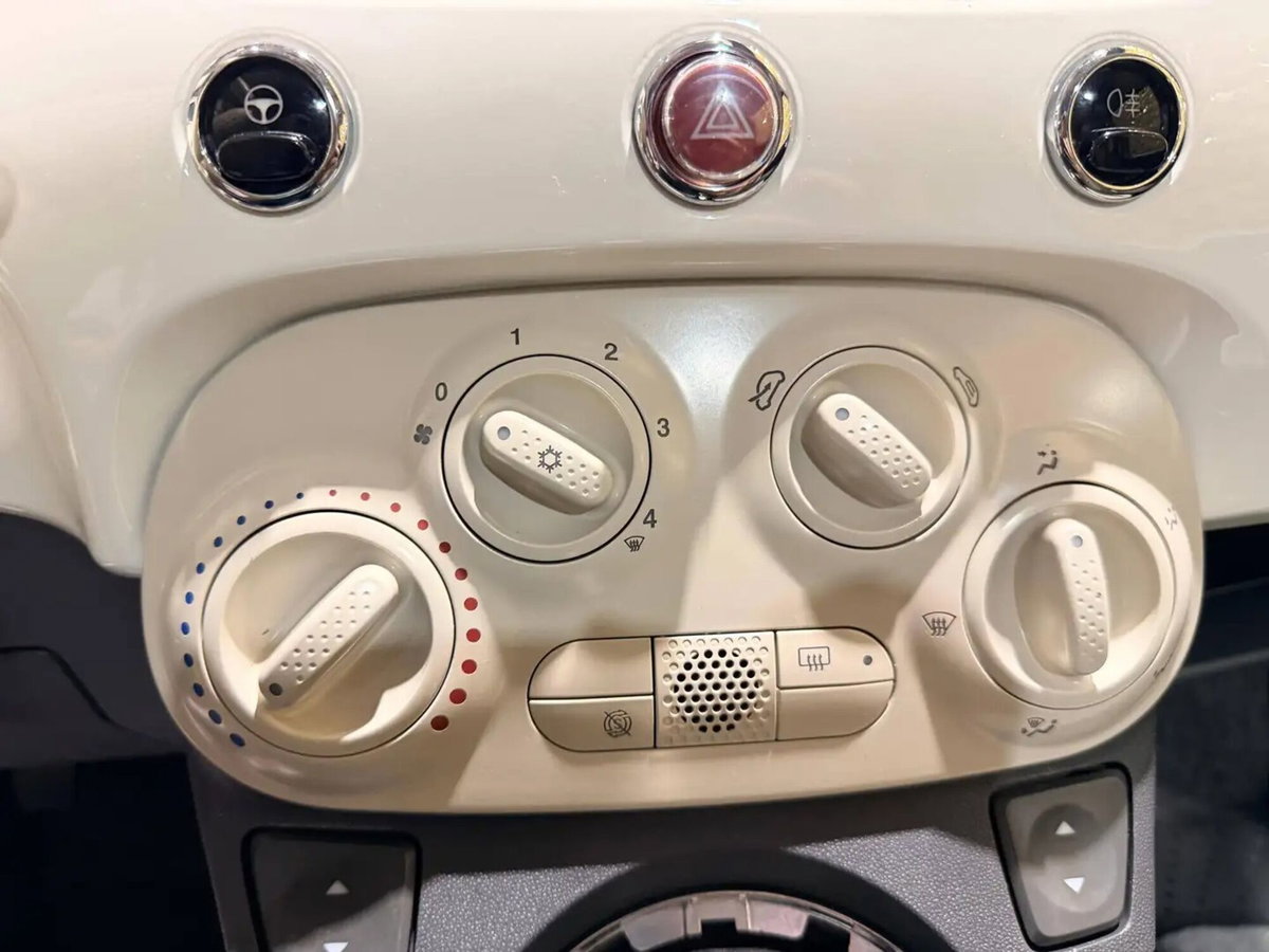 Fiat 500 1.3 Multijet 16V 95 CV Lounge (12)