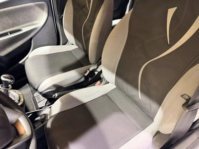 Lancia Ypsilon 1.2 69 CV 5 porte Silver (7)