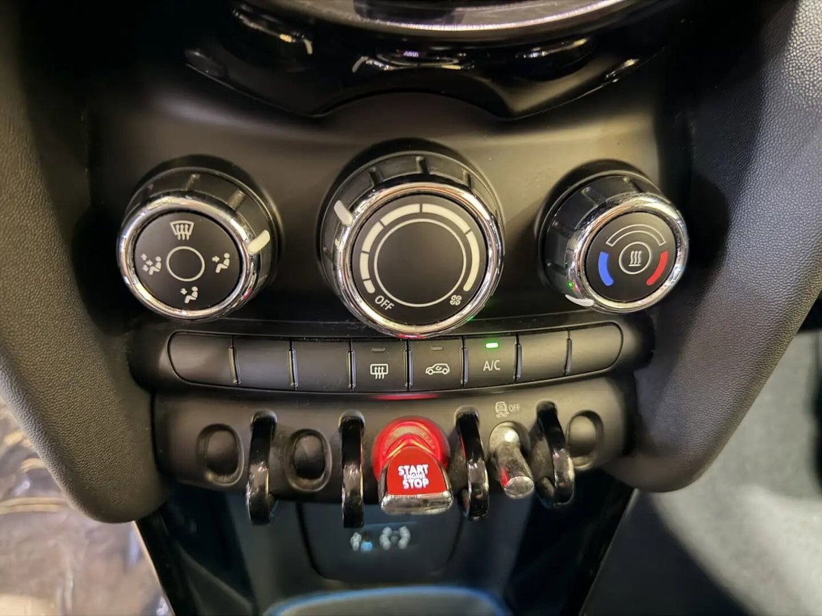MINI Mini 1.2 One 75 CV (11)