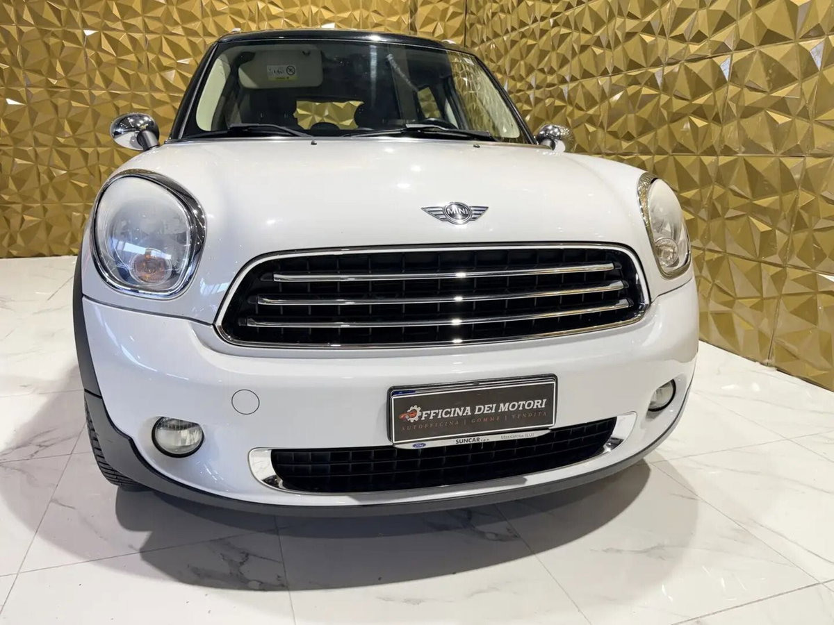 MINI Mini Countryman 1.6 Cooper D Countryman (2)