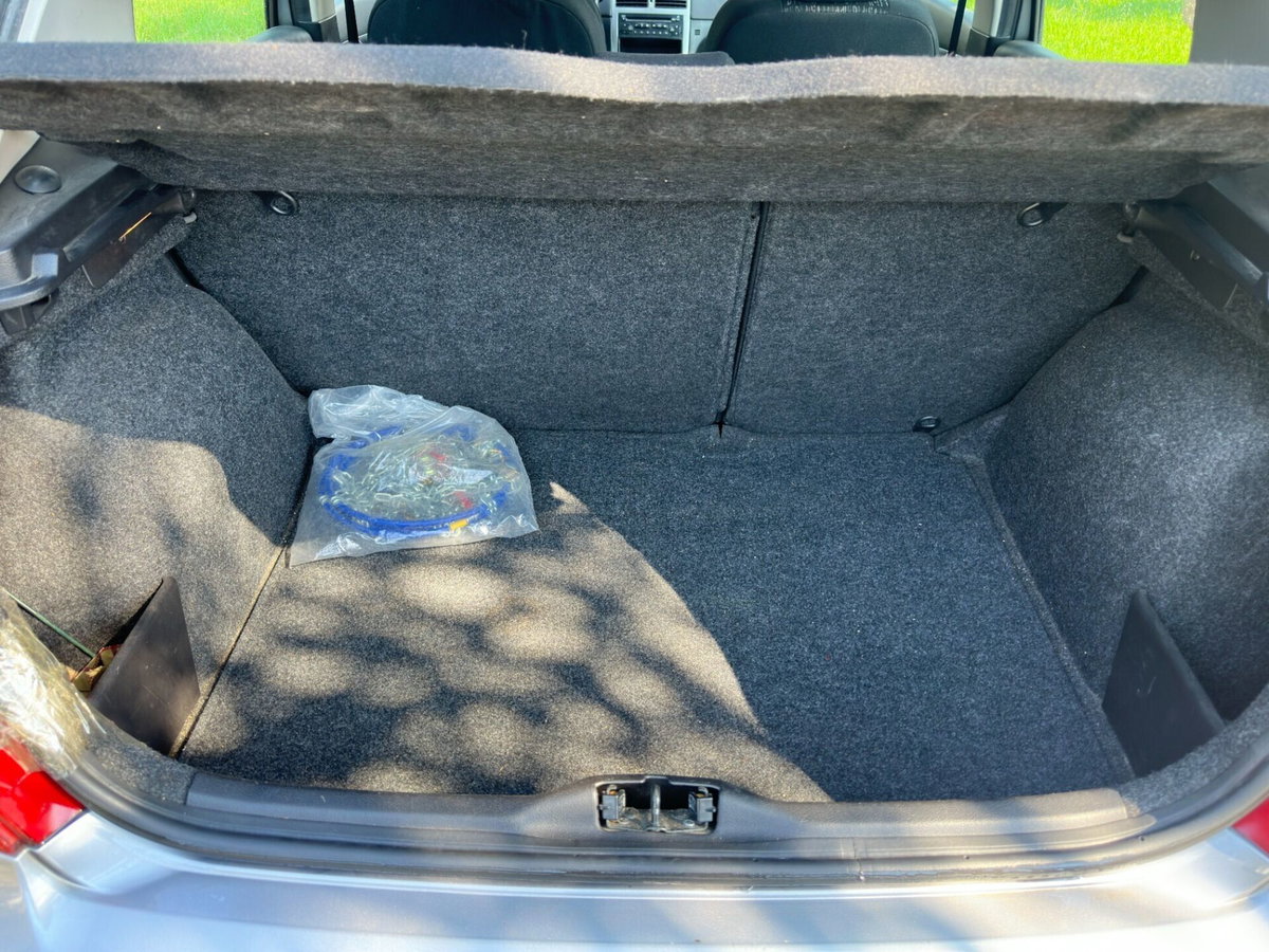 Peugeot 307 HDi 5p. XS (11)