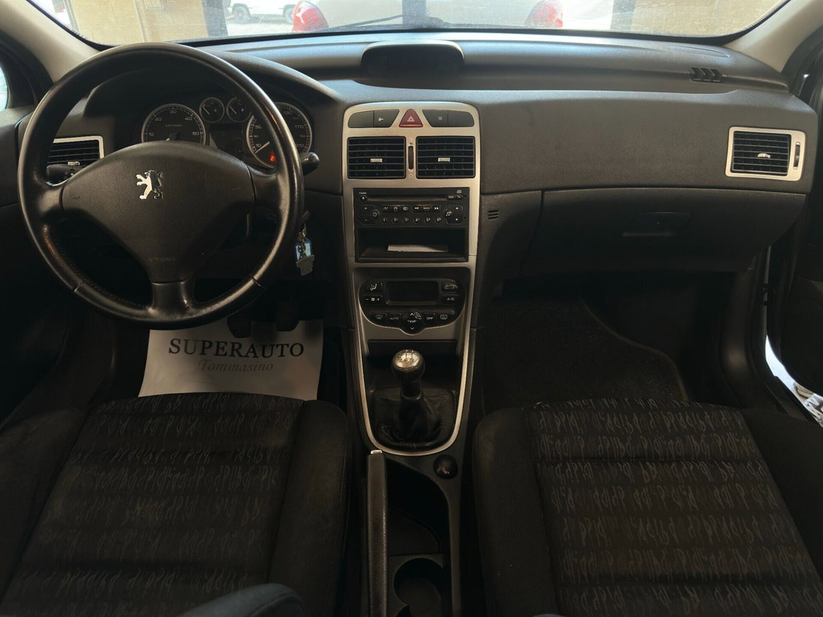 Peugeot 307 HDi 5p. XS (7)