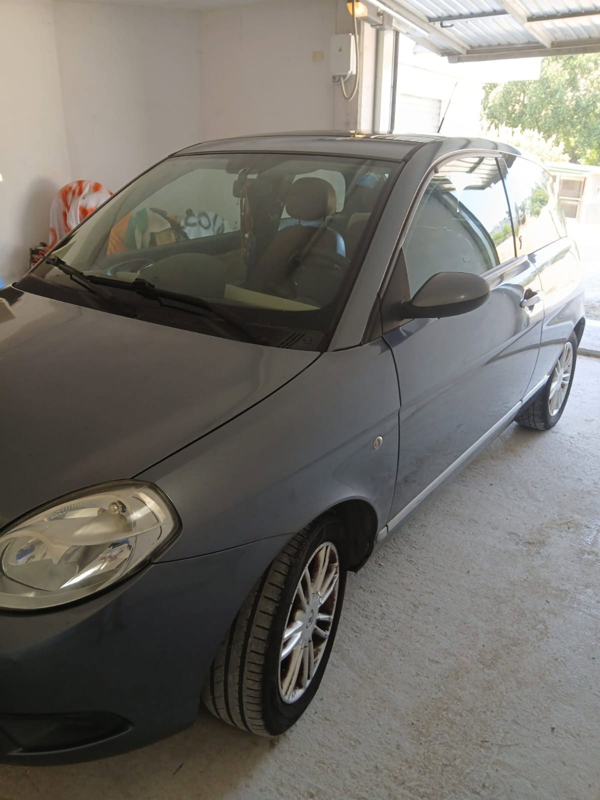 Lancia Ypsilon 1.3 MJT 90 CV Platino (3)