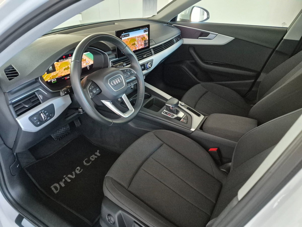 Audi A4 Avant 35 TDI/163 CV S tronic Business Advanced (10)