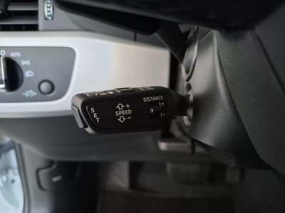 Audi A4 Avant 35 TDI/163 CV S tronic Business Advanced (16)