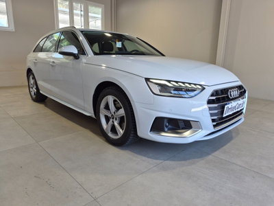 Audi A4 Avant 35 TDI/163 CV S tronic Business Advanced (6)