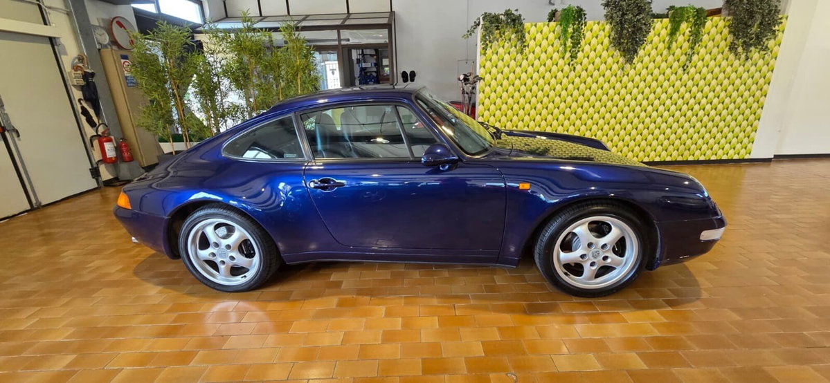 Porsche 911 Coupé Carrera 2 (2)