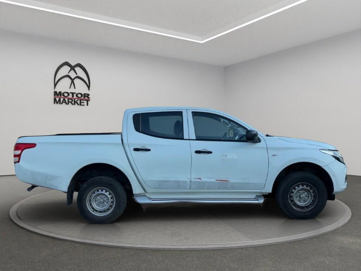 Fiat Fullback 2.4 150CV Doppia Cabina SX S&S (4)