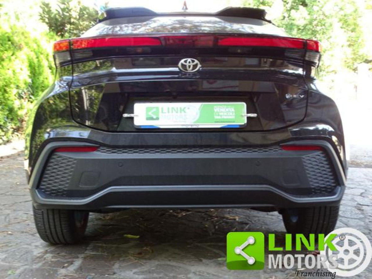 Toyota Toyota C-HR 1.8 hev Active fwd e-cvt (8)